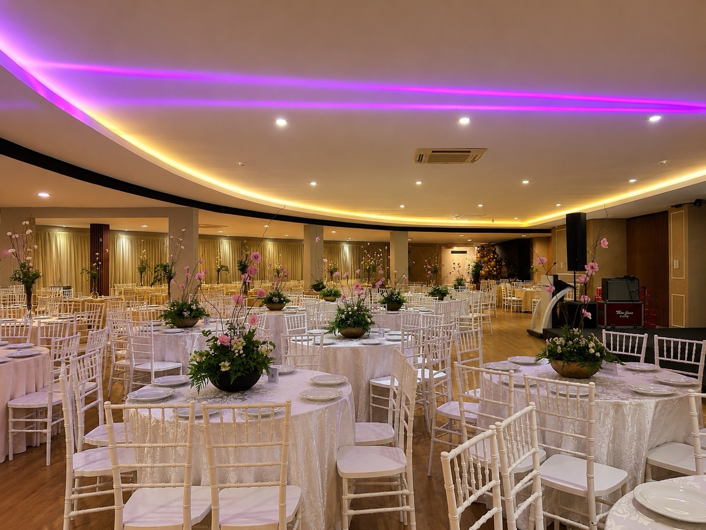Sala Panorâmica montada para jantar
